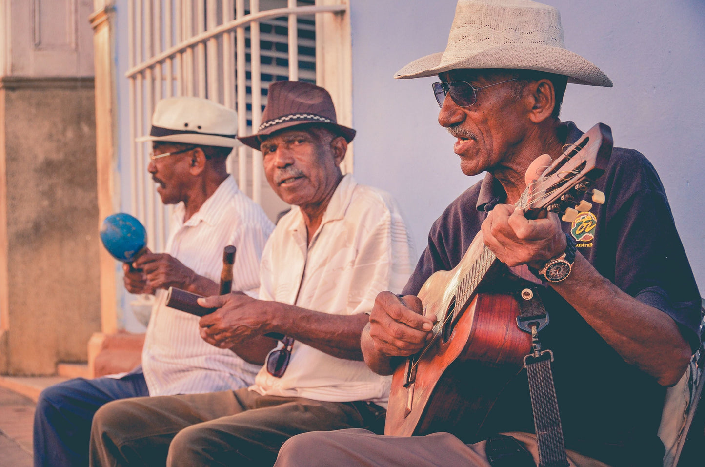 Percusión de Salsa: Historia, Instrumentos y Ritmos